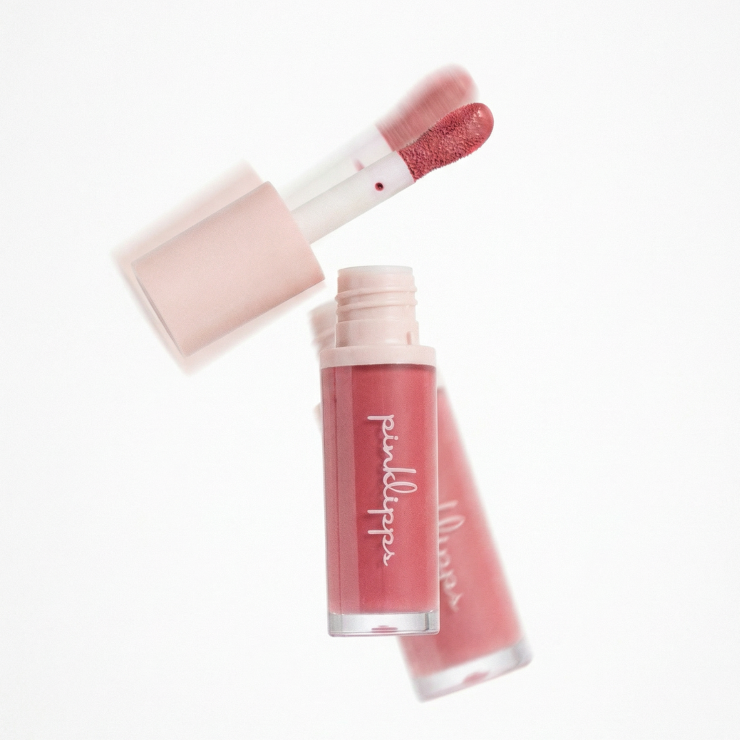 Pink Lipps Radiance Everlasting Liquid Blush in pinkish-orange shade